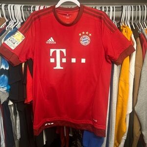 Adidas Thomas Müller #25
Bayern Munich 2015-2016